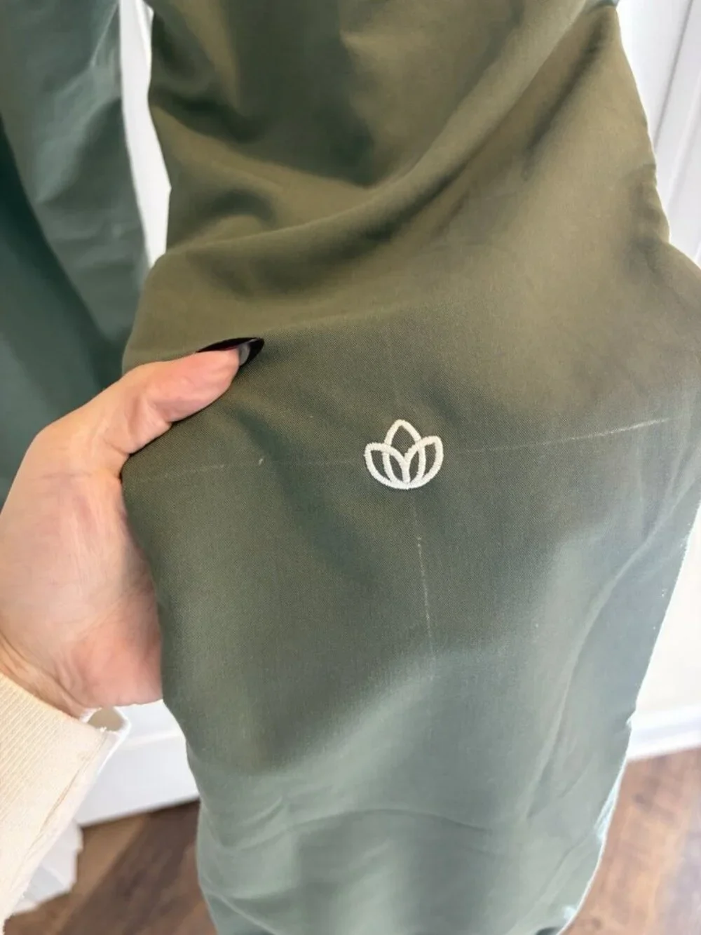 Figs Naga Jogger W/Aya Logo In Green Size XLR 36” x 30”